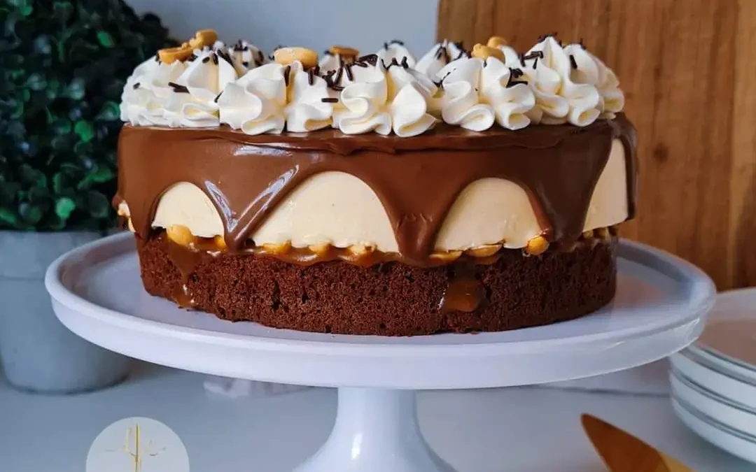 Entremet vanille, caramel, cacahuètes & brownie